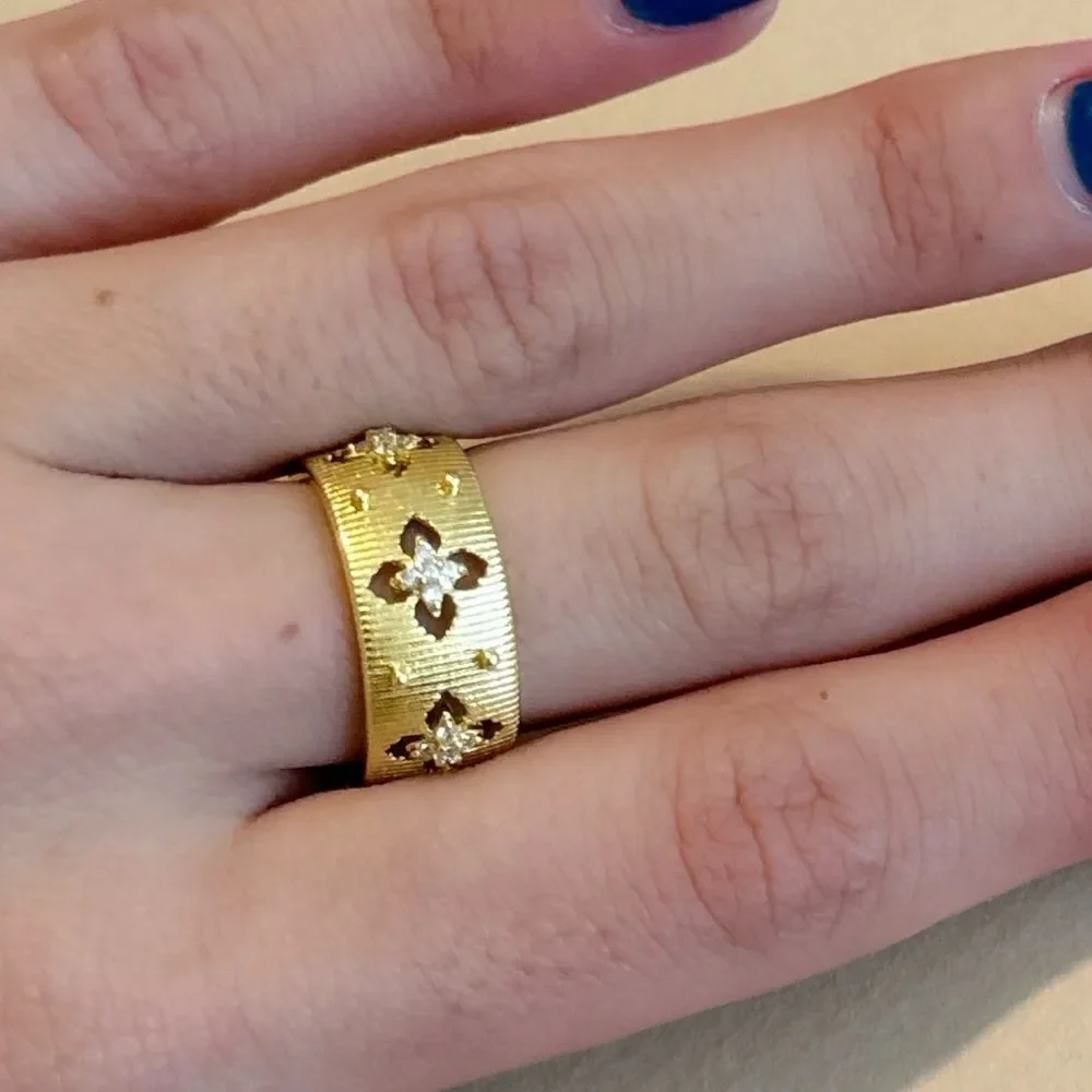 Diamond flower ring M1088